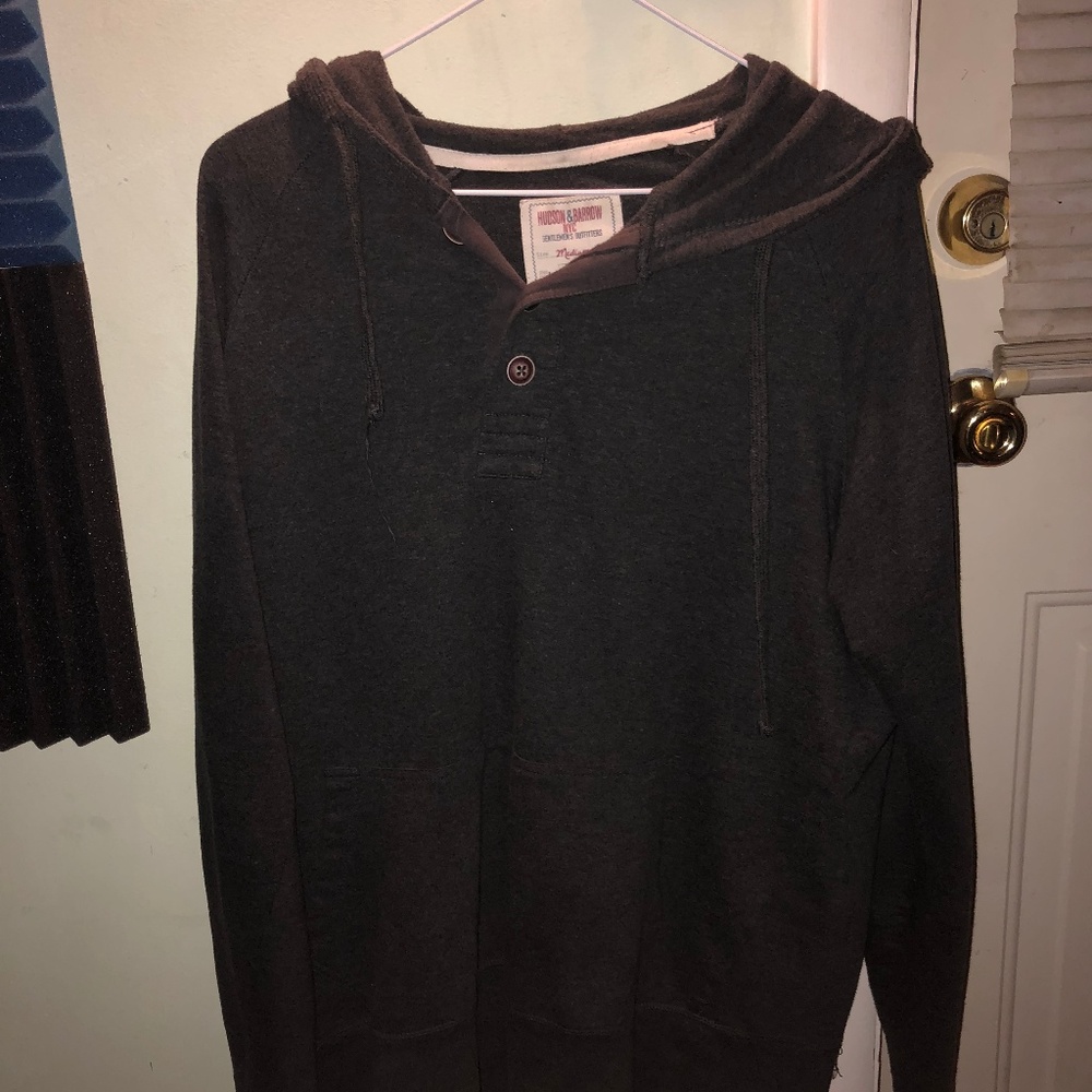 Button Up Sweat Shirt (M)